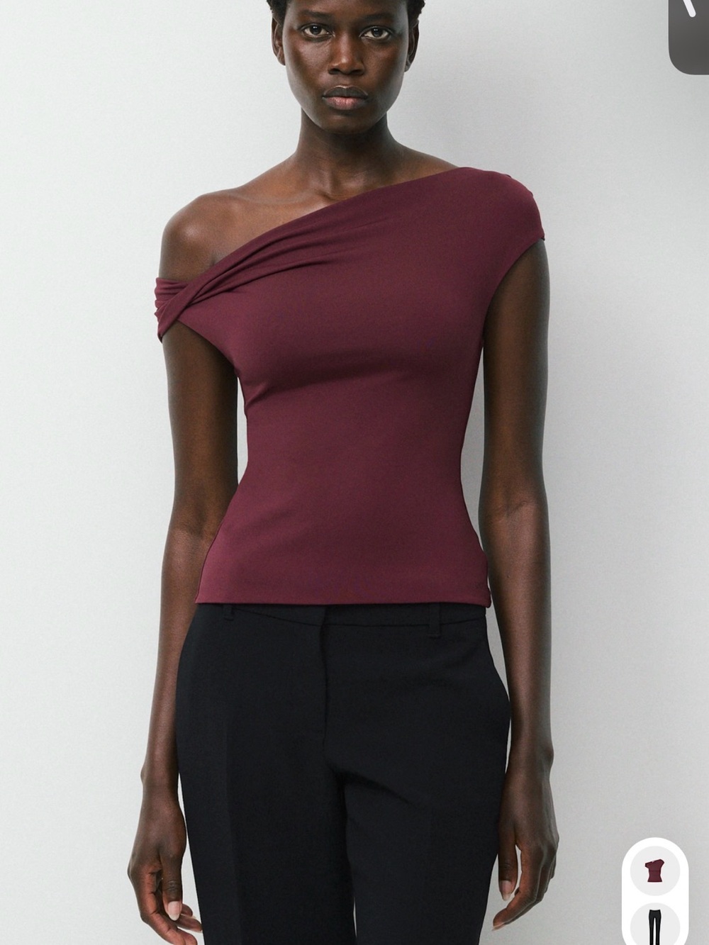 Aritzia Original Contour Ravish Top